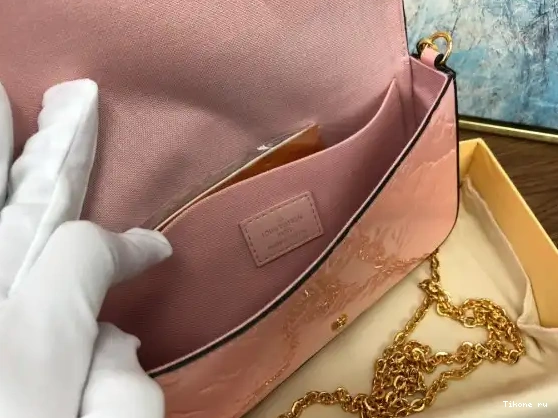 Affordable LOUIS VUITTON FÉLICIE POCHETTE 0419